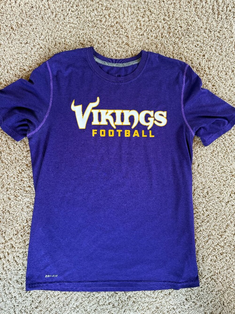Men's Large Purple Nike Dri-Fit Minnesota Vikings Shirt